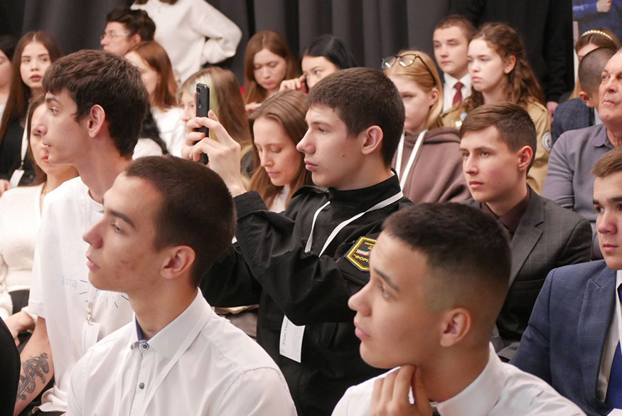 В Набережных Челнах подвели итоги юбилейного трудового сезона на «КАМАЗе»